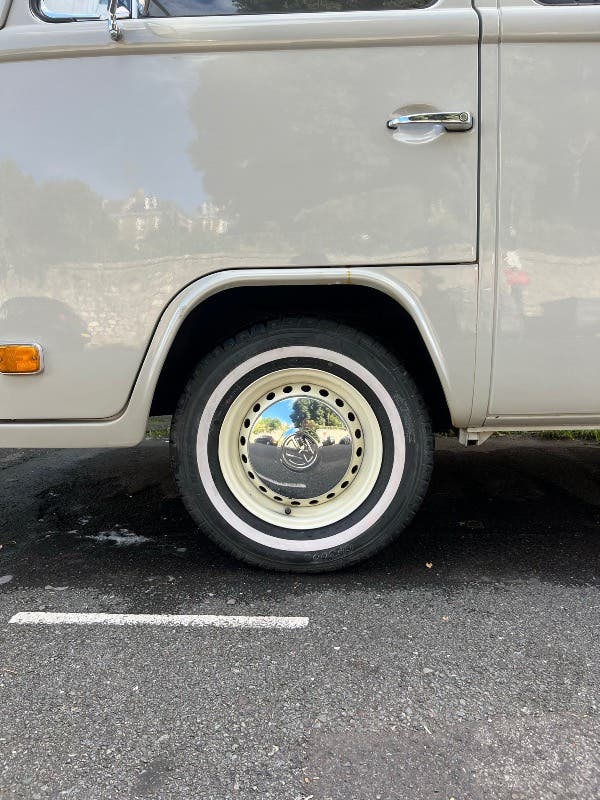 Dove Grey T2 Kamper 1976